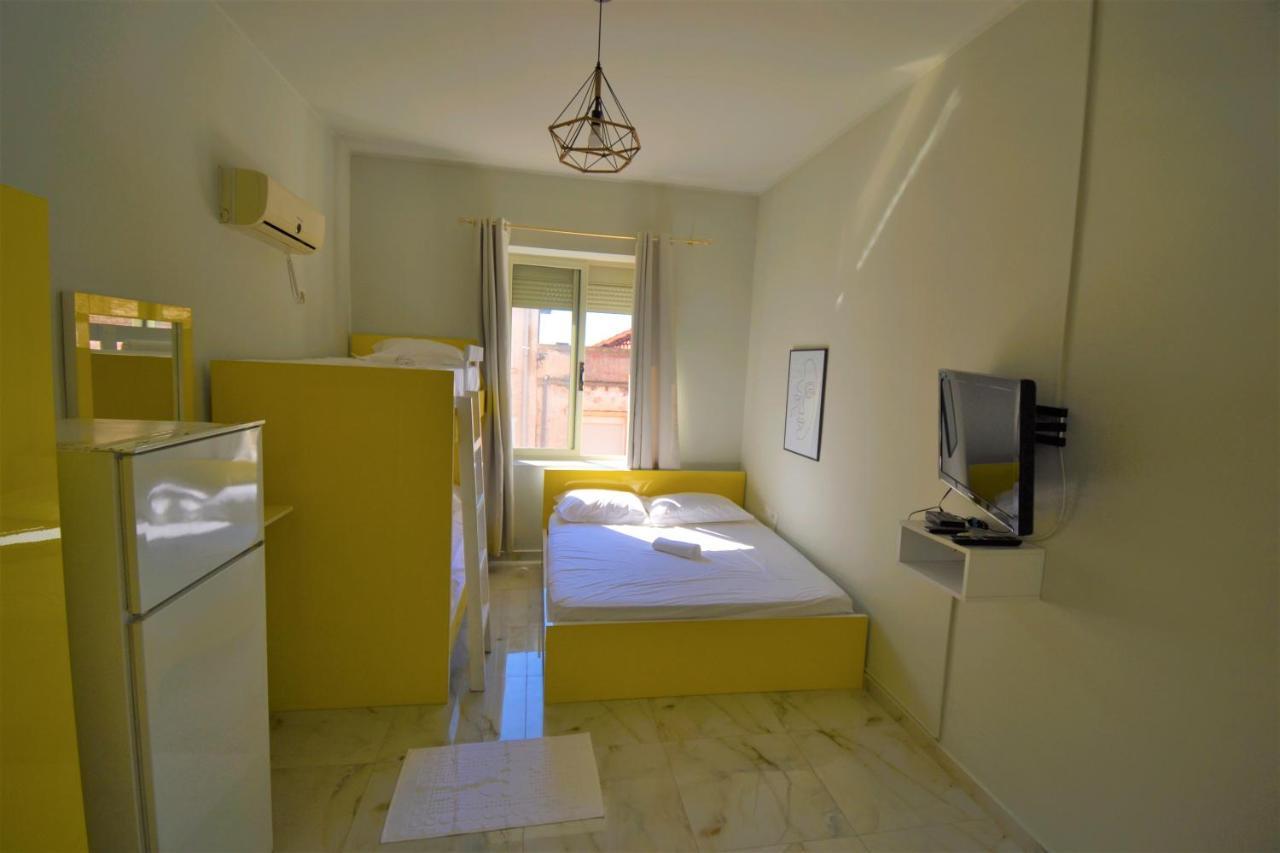 Jonian Central Condos Sarandë 외부 사진