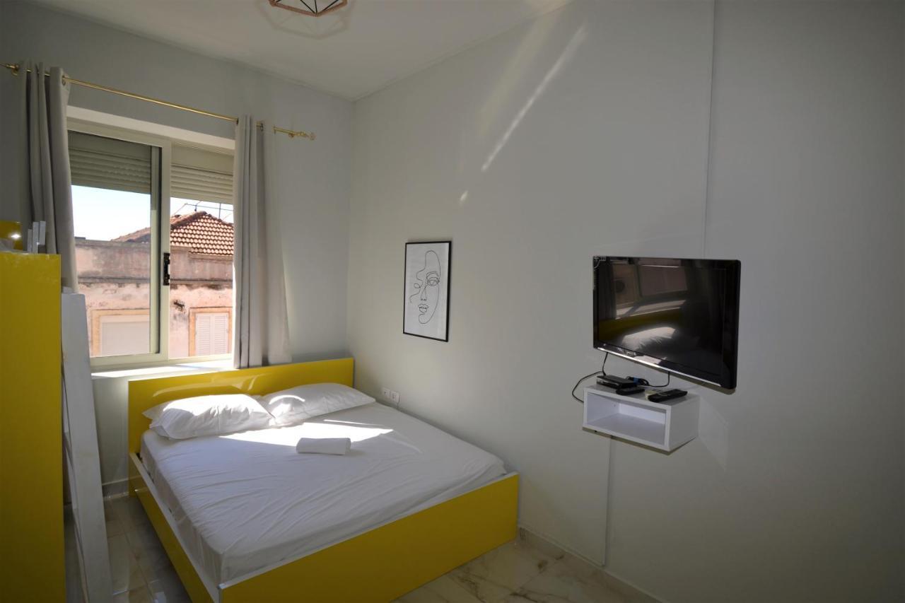 Jonian Central Condos Sarandë 외부 사진