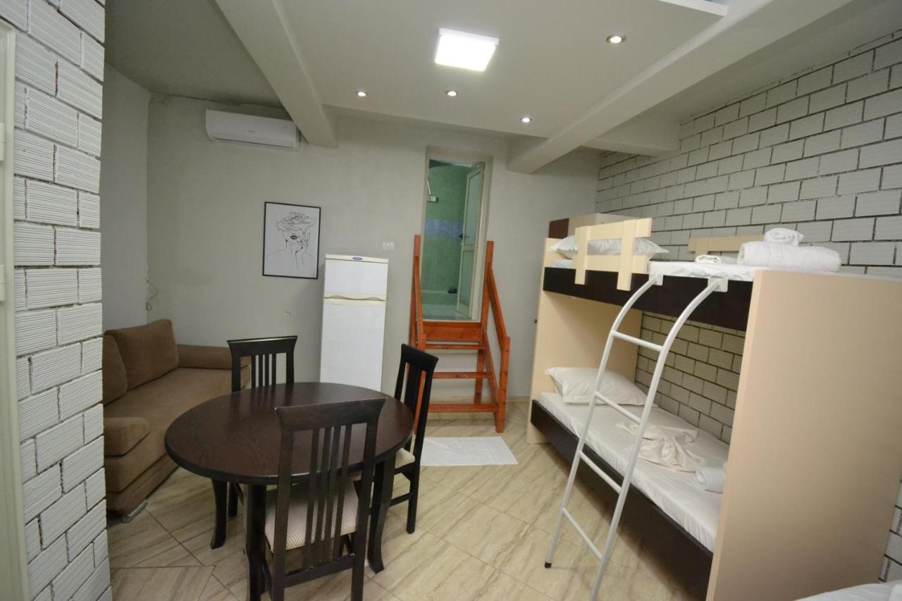 Jonian Central Condos Sarandë 외부 사진