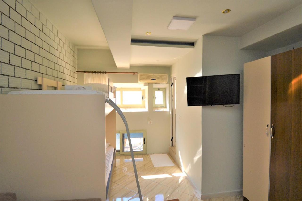 Jonian Central Condos Sarandë 외부 사진